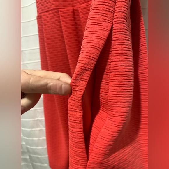 Coral Jessica Simpson dress with pockets - Picture 2 of 5